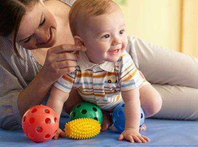 宝宝一岁前的情感能力和认真能力的发育状况,