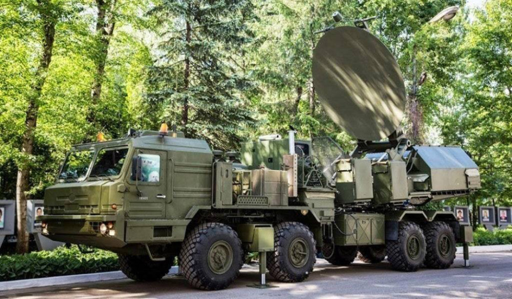 美国航母停靠香港，周边汽车电子系统失灵，日系车成主要受害者