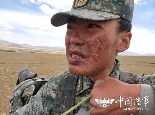 被军人暖到的那些瞬间!第几张戳中你的泪点?