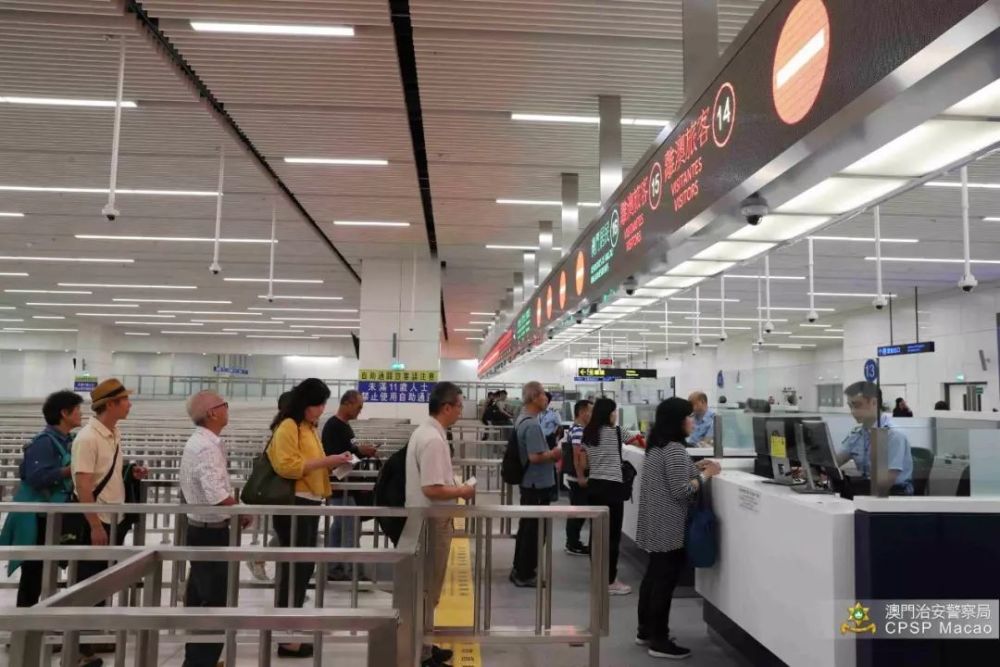 港珠澳大桥澳门口岸首月出入境超80万人次