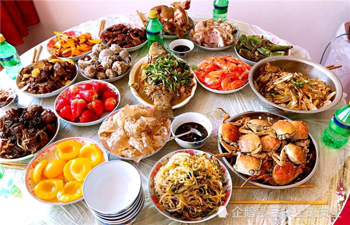 中国人吃饭,日本人吃饭,韩国人吃饭,为什么差距