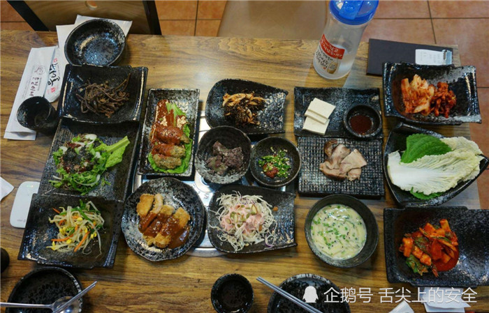 中国人吃饭,日本人吃饭,韩国人吃饭,为什么差距