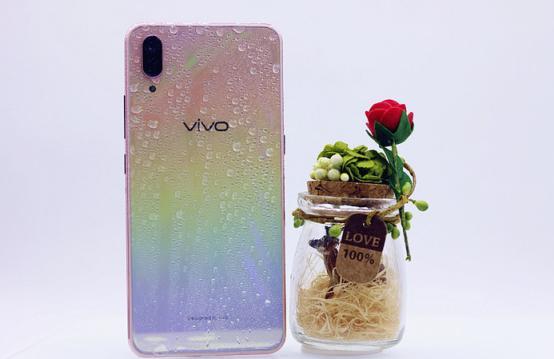 vivo x25惊艳登场,真全面屏 3d结构光 逆光三摄