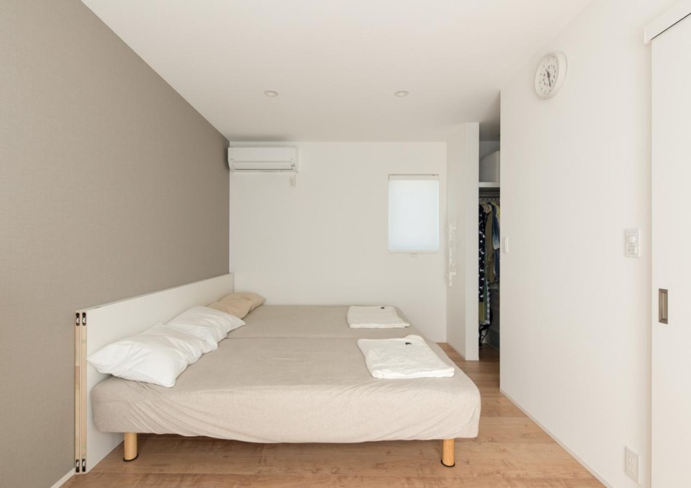 73平房空空如也!玄关墙内亮瞎眼，洗漱台放这，浴室整整大1倍