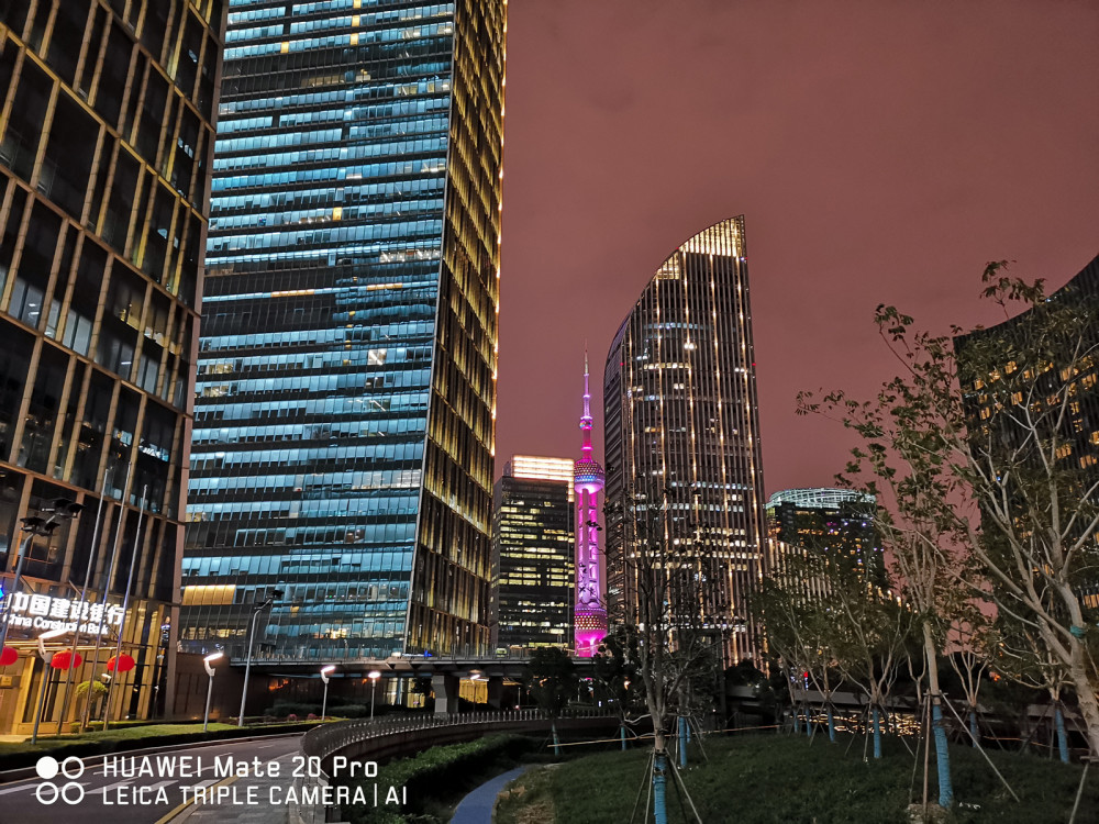 华为Mate 20 Pro评测:非凡旗舰 从杰出者到引领