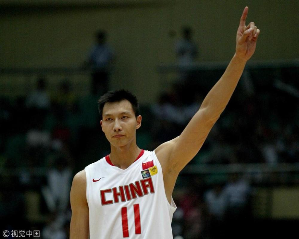 解读男篮首战12人名单:易建联恐攻防一肩挑 郭艾伦迎正名良机