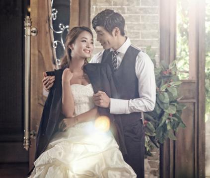 调侃婚纱照_海边婚纱照(2)