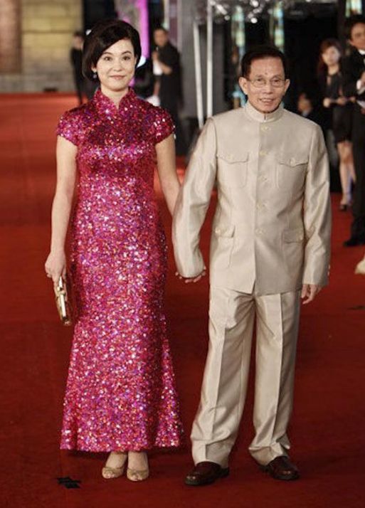 岁遗孀翁静晶再婚,嫁香港显赫家族何东后人