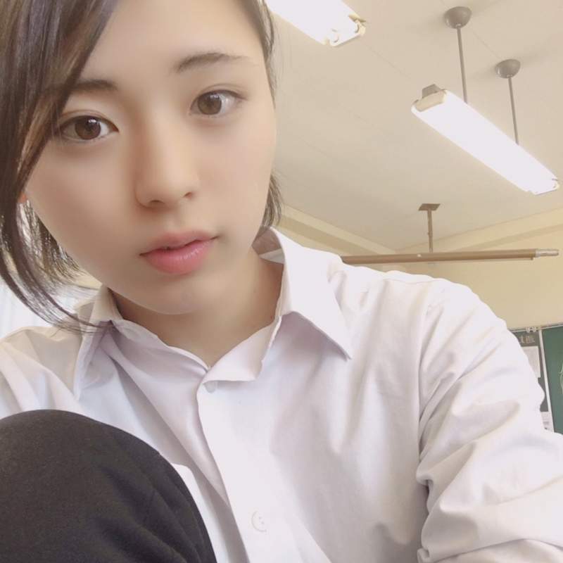 超级男生大赛 居然被这位15岁美少女刷屏了