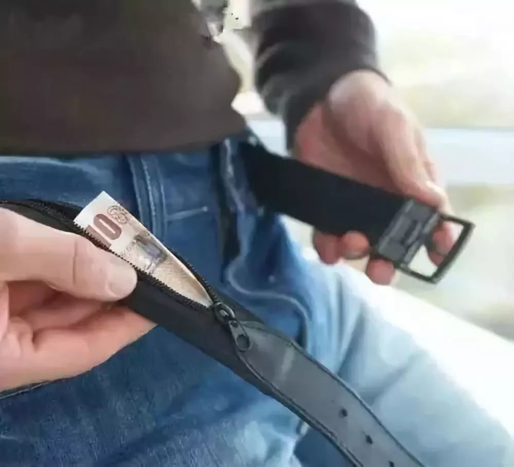 原来老公把私房钱都藏在这里了!快去检查这些地方……