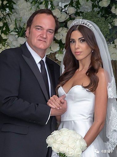 老痞子昆汀真结婚了，这女人的脚应该是人间极品吧