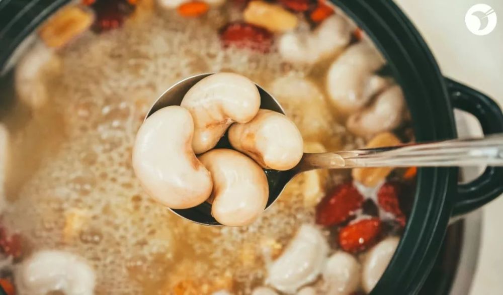 食完东城这煲花胶鸡子牛鞭鲍鱼,从此一晚七次不是梦!