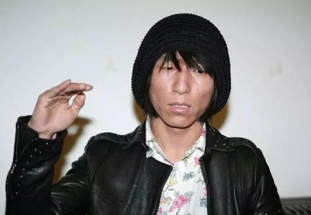 陈羽凡和女友被抓小区曝光！房价约10万元一平