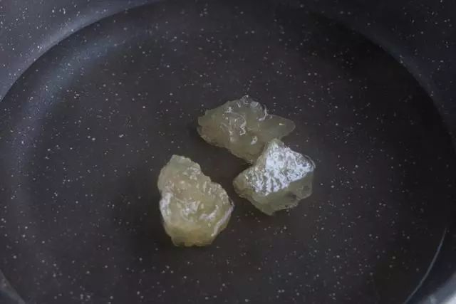 这东西扔了可惜,简单煮一煮,美容养颜,清热败火