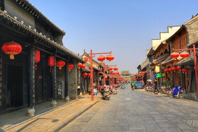 古镇流动人口_古镇风景速写(2)