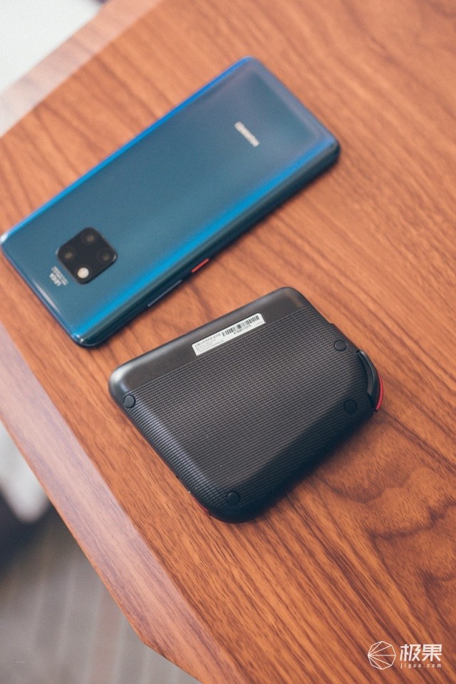 单手吃鸡的快感:北通G1单边游戏手柄体验