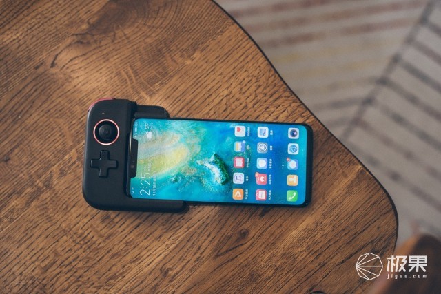 单手吃鸡的快感:北通G1单边游戏手柄体验