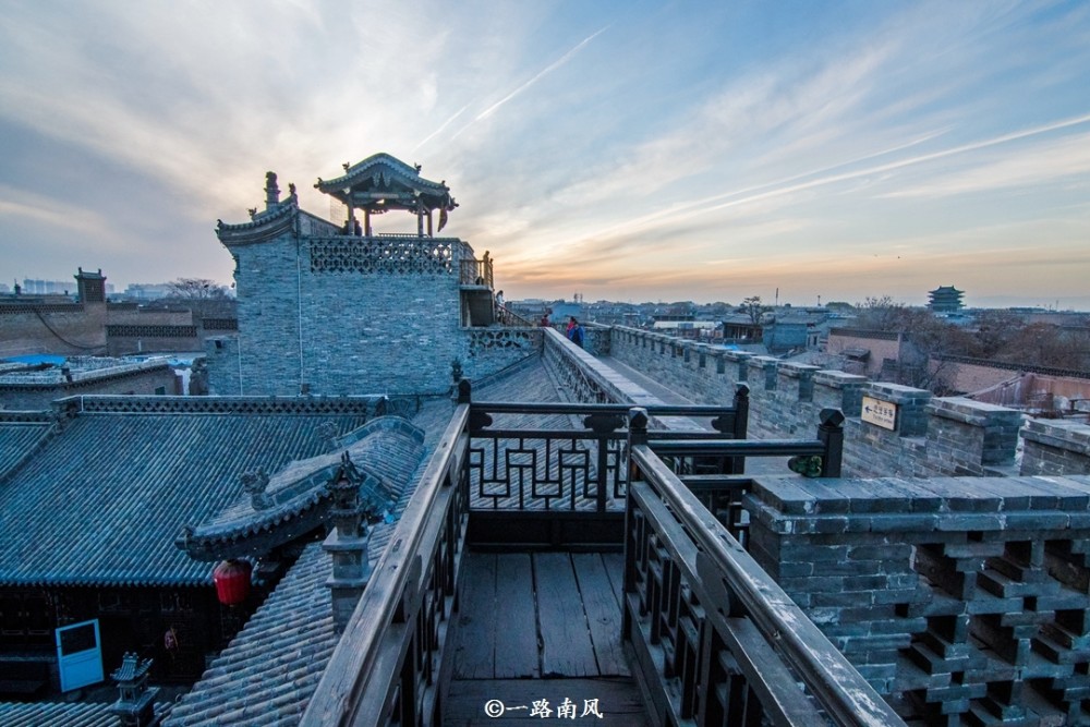 山西晋中遍布民间故宫,平遥古城被形容为东方