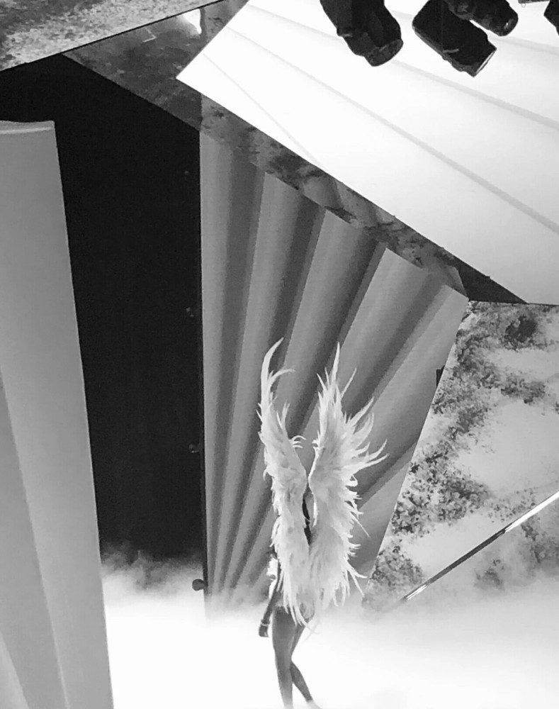 当维密和天使一起落地:对文化融合的尝试,还是