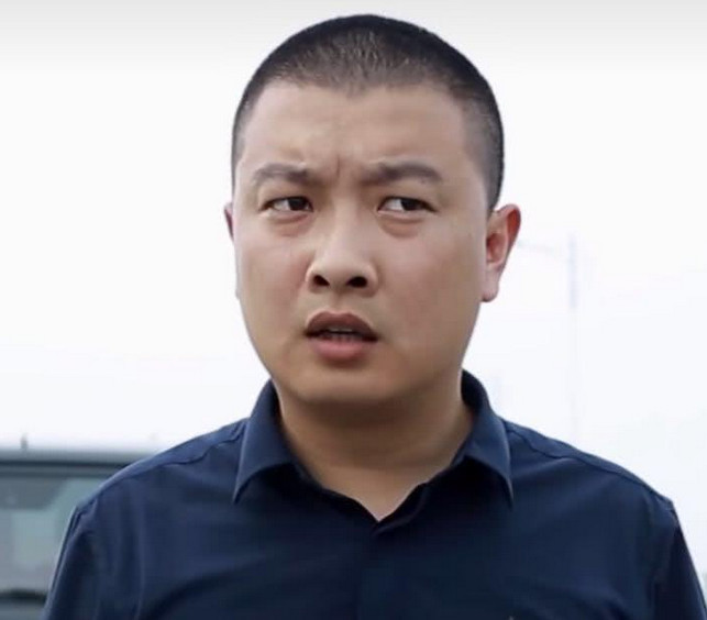 快手再创新纪录!李四和马洪涛世纪pk,马洪涛以160万