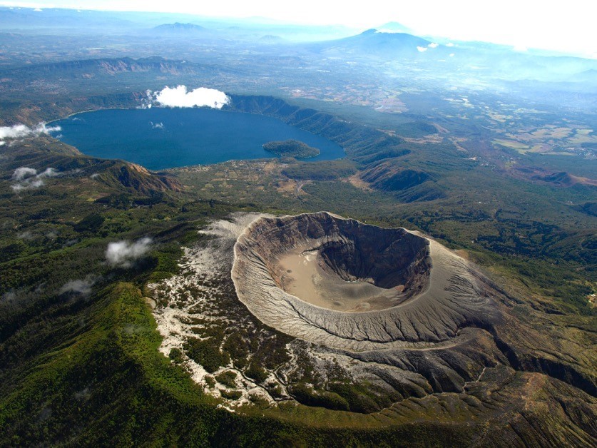 火山之国萨尔瓦多,中美洲最小的国家