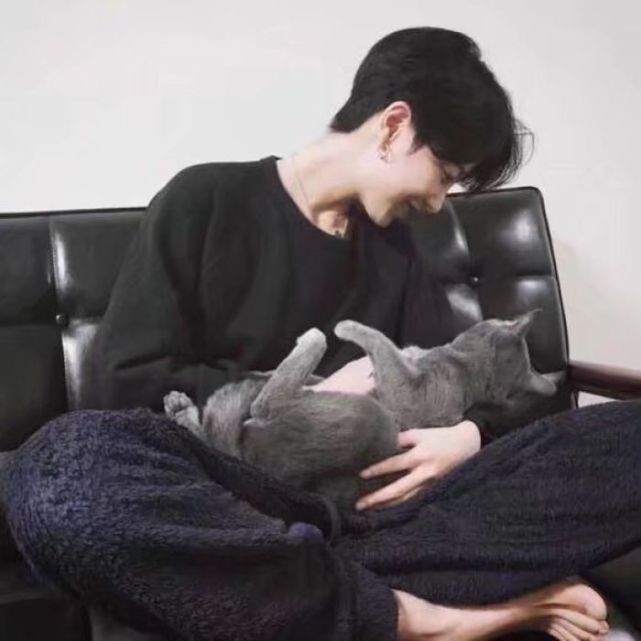 奶甜奶甜的情侣头像:可爱不是长久之计,可爱我是长久