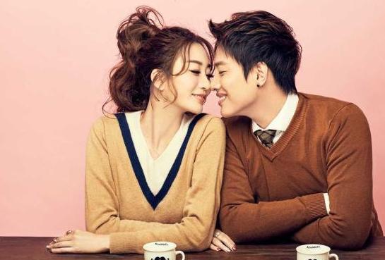 《我爱记歌词》领唱程程这些年跑哪去了?帅气