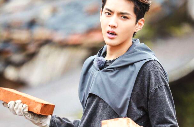 吴亦凡唱功属于什么水平?网友:大碗面就证明了