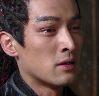 转型最成功的偶像就是胡歌吧