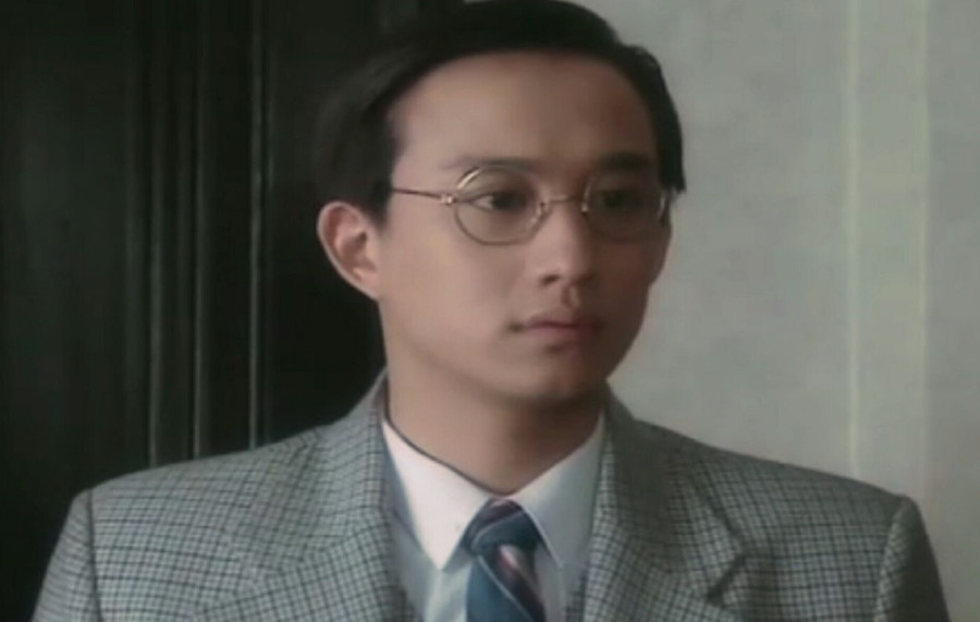 黄磊青年照曝光,徐志摩鲜嫩十足,然现在已经