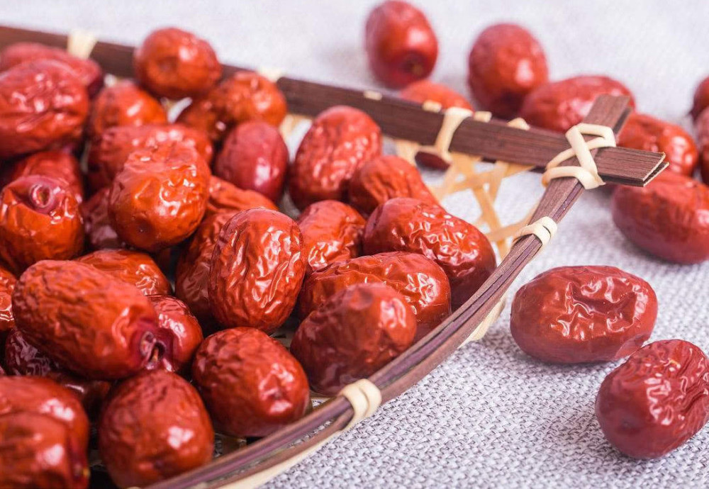 红枣是泡水喝好还是干吃好?今天终于长见识了