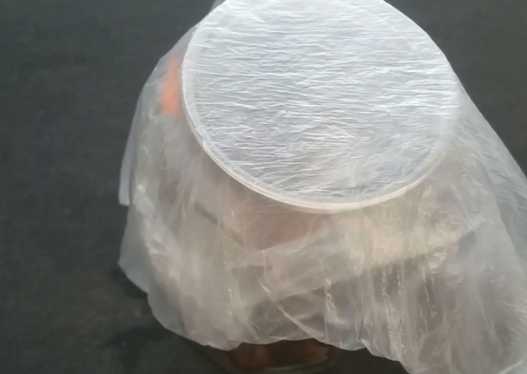 在家酿葡萄酒,几年都不会坏,比买的葡萄酒还好