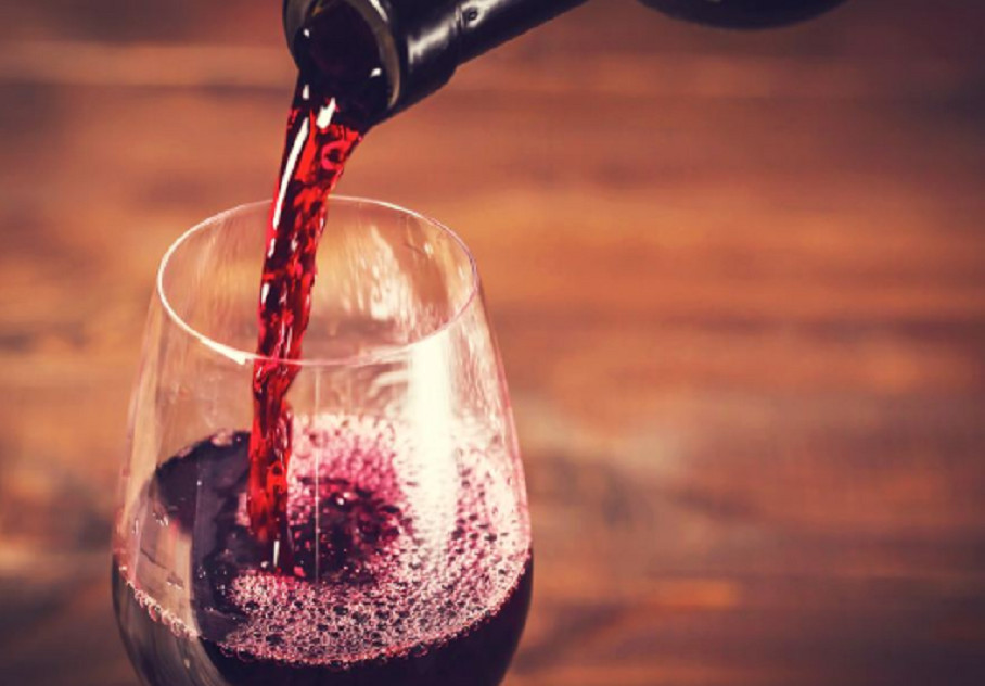 在家酿葡萄酒,几年都不会坏,比买的葡萄酒还好