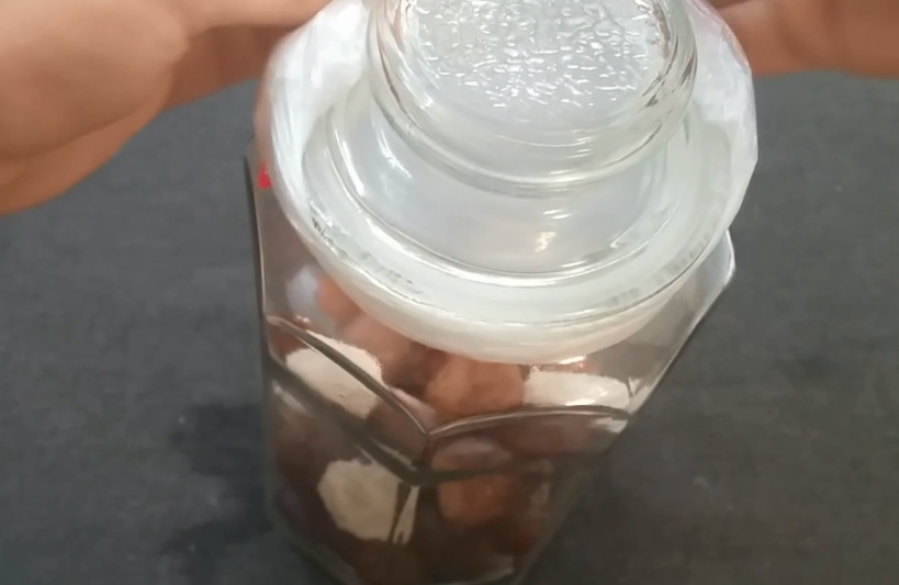 在家酿葡萄酒,几年都不会坏,比买的葡萄酒还好