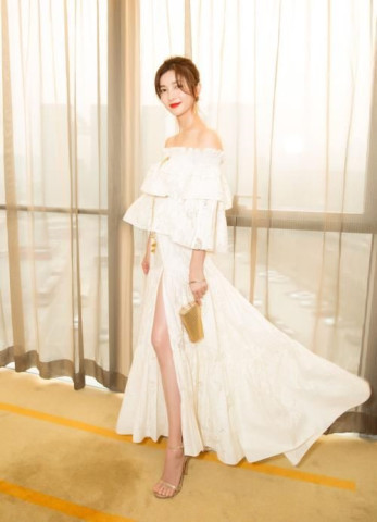 江疏影婚纱_江疏影婚纱写真
