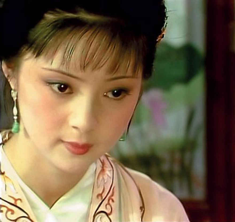 从推行承包制上可以看出，薛宝钗的情商比贾探春高出许多?