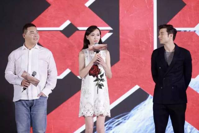 《 九层妖塔 》首映礼巨兽空降 国庆唯一奇幻大