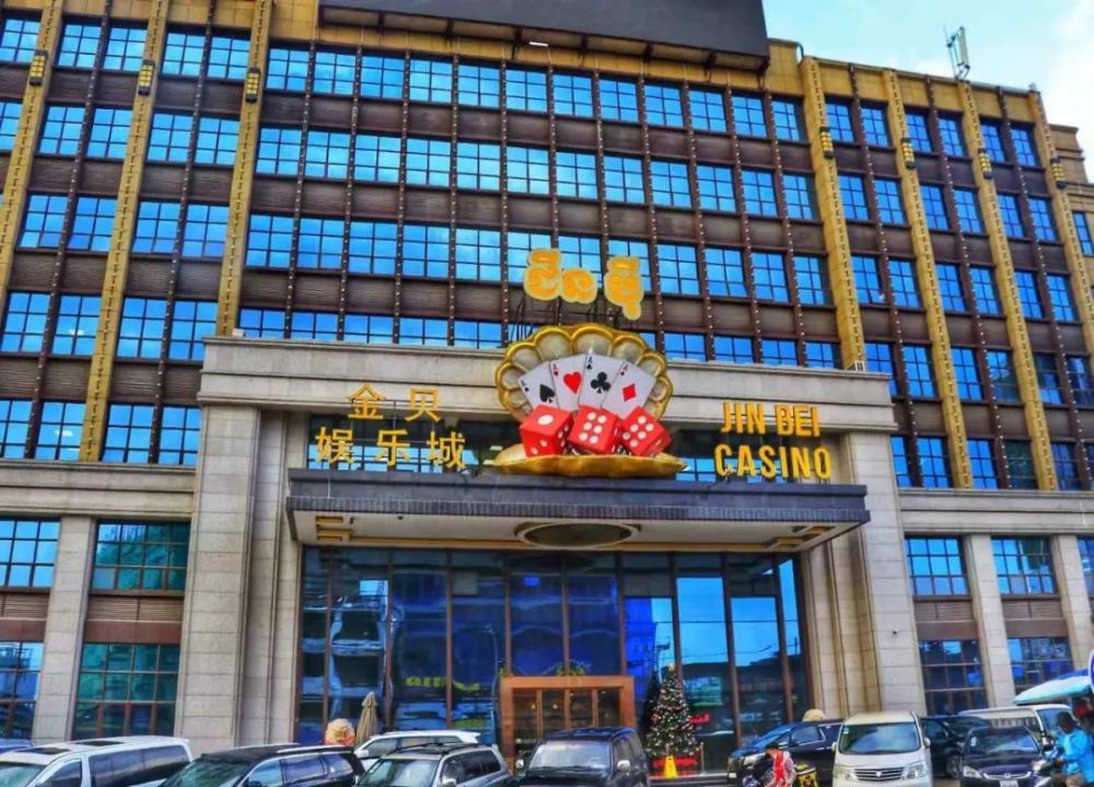 被中国人玩坏了的西哈努克港:沙县小吃遍布,赌