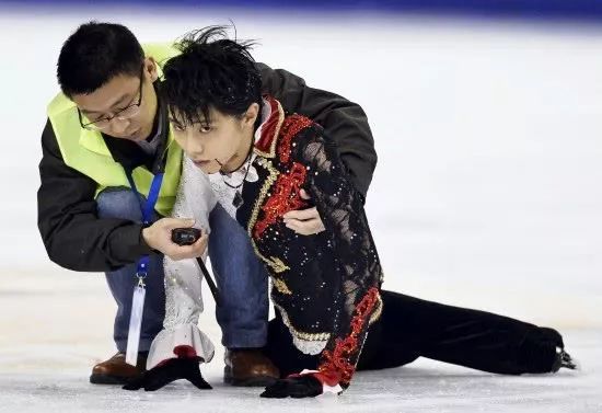 冰上王子羽生结弦凭一己之力带火花滑因为热爱所以强大