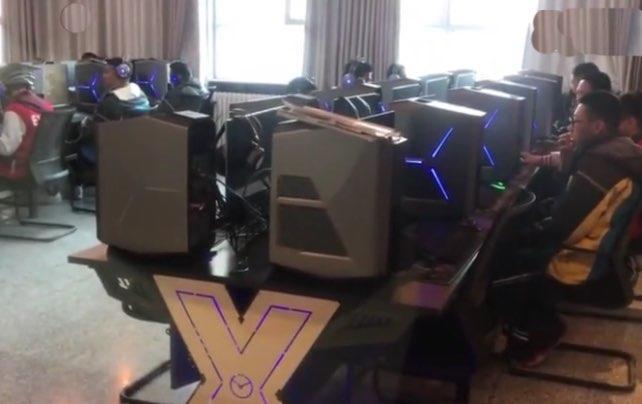 学校开设电竞运动与管理专业,网友发问:上课内