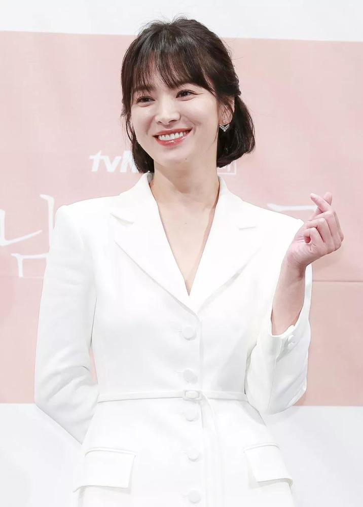 宋慧乔有宋仲基还不够,硬要剪短发撩个男朋友