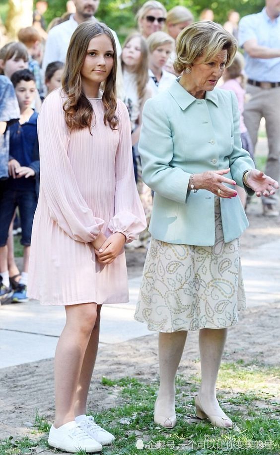 欧洲四位未来女王，都是青春期的长发少女，下一代时尚偶像