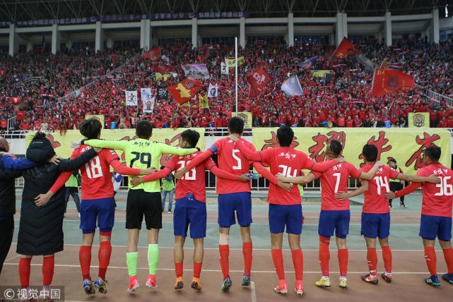 中乙也玩不起!底层联赛陷入寒冬 离职业还很远