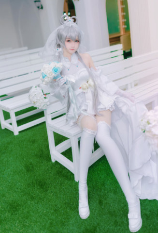 cos:洛天依"纯白花嫁",还原度堪比手办,谁家的快抱走!