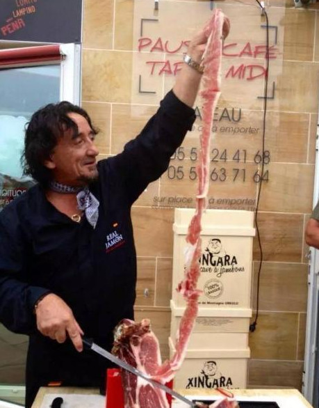 同样是猪肉,为啥西班牙火腿比咱们金华火腿贵