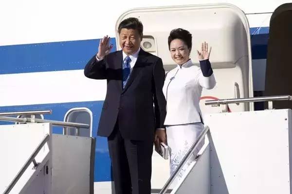 <em>有一种</em>恩爱 叫做我的<em>领带</em>是<em>你裙子</em>颜色_订阅_
