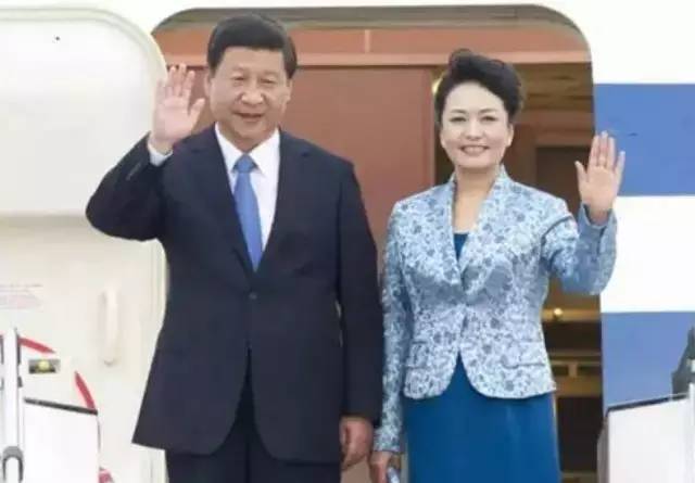 <em>有一种</em>恩爱 叫做我的<em>领带</em>是<em>你裙子</em>颜色_订阅_