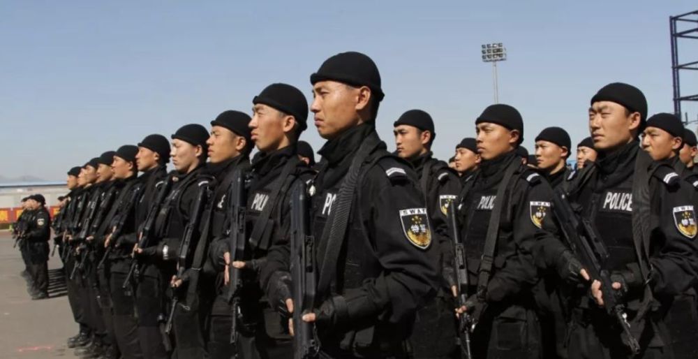中国特警哪家强?一起围观特警冬训!