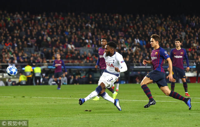 【战报】巴萨1-1热刺携手出线 登贝莱破门卢卡