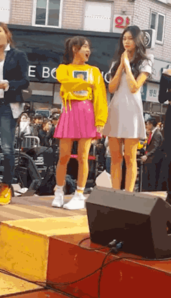 什么东西不怕布只怕石头猜一成语_木猜一成语疯狂看图(2)
